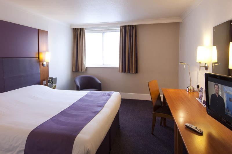 Premier Inn Kilmarnock Eksteriør bilde