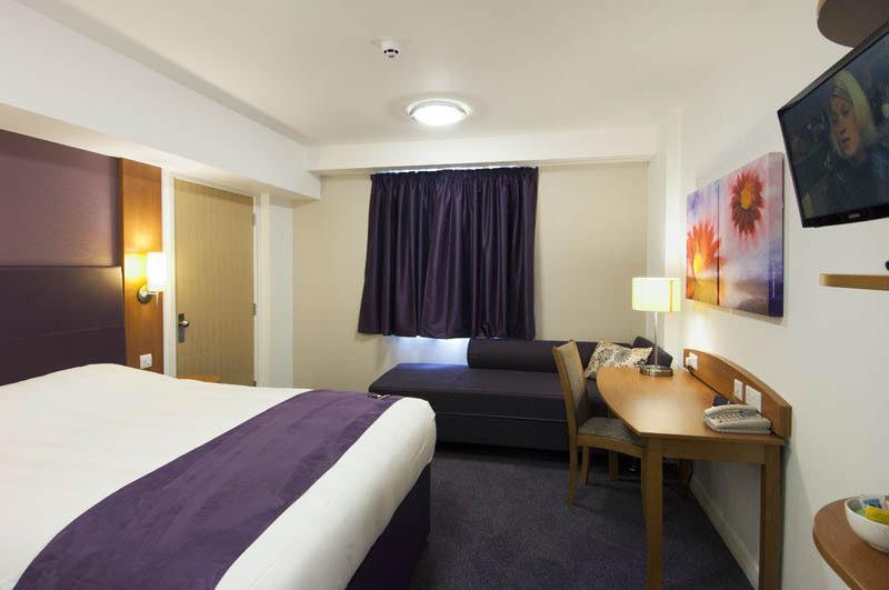 Premier Inn Kilmarnock Eksteriør bilde